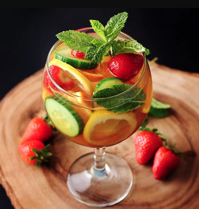 Strahl Ray Gin Glas 52 Cl 4 St. Kom Juni -22. 4 Strahl Ray Gin Glas 52 Cl 4 St. Kom Juni -22. - Bild 2