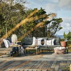 Hillerstorp Oxelunda Sidebord -hemma butik 2023 9909 v 2 oxelunda hornsoffa