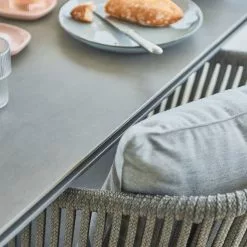 Cane-line Pure Utebord 100x100 Hvit Base 10 Cane-line Pure Utebord 100x100 Hvit Base -hemma butik 2023 pure 0007 moments chair close up 2370.jpg 2